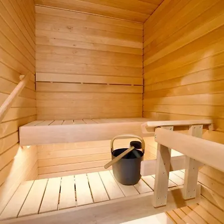 Enchanting One Bedroom Apartment *